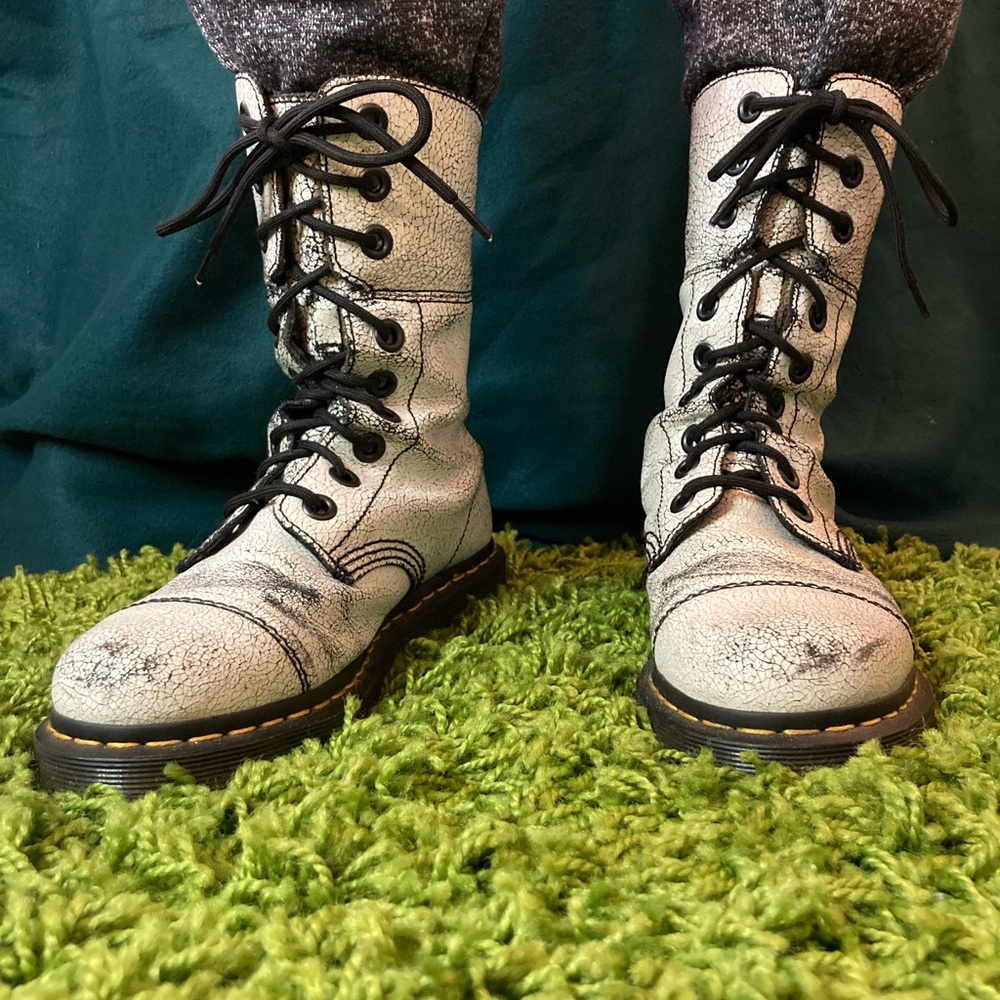 RARE Dr. Martens Aimilita White Crackle Cristal Suede Boots W7